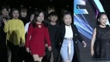 大王小王：袖珍姑娘的坎坷就业路 一大群姑娘上场眼花缭乱