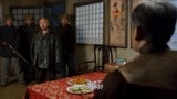 东风破：土匪头子正和小翠亲热，却被小弟突然闯入杀死，也是倒霉