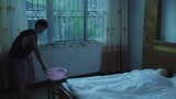 《隐秘的角落》警察查入住人口 严良两人引起注意