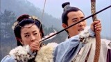 穆桂英：穆桂英不愧是神箭手，和杨家女将比射箭，用弹弓都能赢