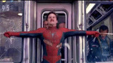 蜘蛛侠2：蜘蛛侠这段拉火车，难以超越经典！大家齐心协力接住他