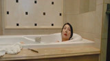 变异狂蟒2：心机女浴缸泡澡，惊险小蛇，太吓人了！