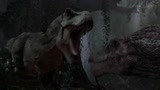 侏罗纪公园3：霸王龙厮杀棘龙，被一口咬断脖子，一命呜呼了
