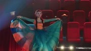 美克丽亚初舞台：美克丽亚表演新疆舞 佟丽娅遇同门小师妹