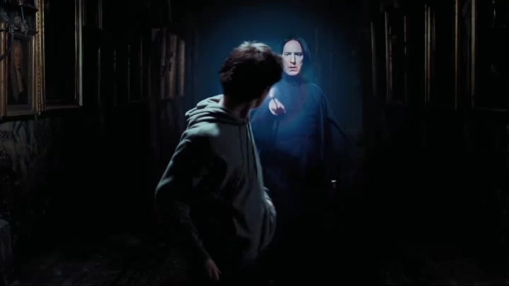 《哈利·波特3：哈利·波特与阿兹卡班的囚徒》(3) | 斯内普让哈利念字 纸上内容让人意外