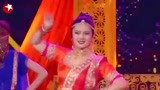 阿米娜妈妈带来印度舞，身材曲线完美，真是太养眼了丨妈妈咪呀