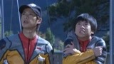 大坝被怪兽冻成冰 现场冷得让人难以忍受