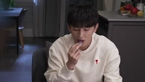 Watch the latest He Zhengyu and the expired macaron cause damage to each other online with English subtitle for free English Subtitle