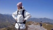 行走的力量 2022纪录片正式上线，第十二年的行走，以 放轻松自然知道答案 的轻松状态再次走入山林，发起人 陈坤 和朋友辛芷蕾、路阳、小河短暂离开生活，开启5天4夜的行走故事，在自然中放慢脚步，于寂静中看到自我。在这样的轻松氛围中，用一次心灵行走和自己待一会吧。