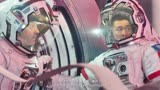 流浪地球：刘培强和好兄弟，打开空间站，想办法回地球