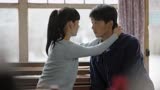 黄亚萍亲吻高加林脸颊 高加林竟是“渣男”【人生之路】