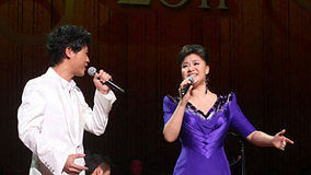 线上看 放歌中国之王丽达汤子星 歌唱幸福 (2012) 带字幕 中文配音