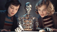 小男孩父亲去世后只留下一个机器人，机器人隐藏着怎样的秘密呢？