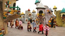 中国唯一的“小矮人国”，100多人住在蘑菇屋，犹如童话世界！