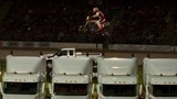 恶灵骑士：强尼驾驶着摩托车飞跃十几辆卡车，真是太惊险了！
