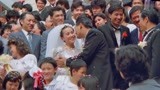 江湖情：发哥戏里和刘嘉玲结婚，李修贤还来庆祝，场面十分热闹！