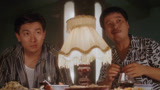 五亿探长雷洛传：最爱看吴孟达吃饭了，这大鸡翅啃的，满嘴流油！