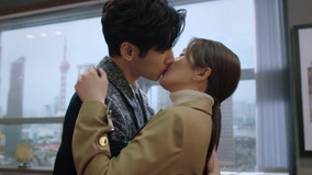 Watch the latest A kiss before a business trip with English subtitle English Subtitle