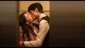 Watch the latest Waiter Yao and Lady Shen kiss in the elevator online with English subtitle for free English Subtitle