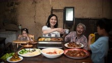 端午节燕子给奶奶弄牛排烤肉，86岁奶奶还是头一回吃，心情很开心