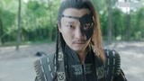 秋月：秋月来救春花，不料春花一句哥哥，把秋月给吓跑了
