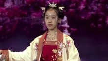国学传承人之中国当代将领的坚韧与忍耐 古装女孩现场教见面礼仪高能片段