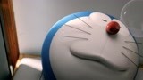 哆啦A梦：哆啦A梦睡得鼻涕泡都出来了，被大雄的勤奋惊醒