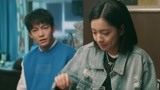 《摇滚狂花》姥姥在家为彭莱做黑暗料理